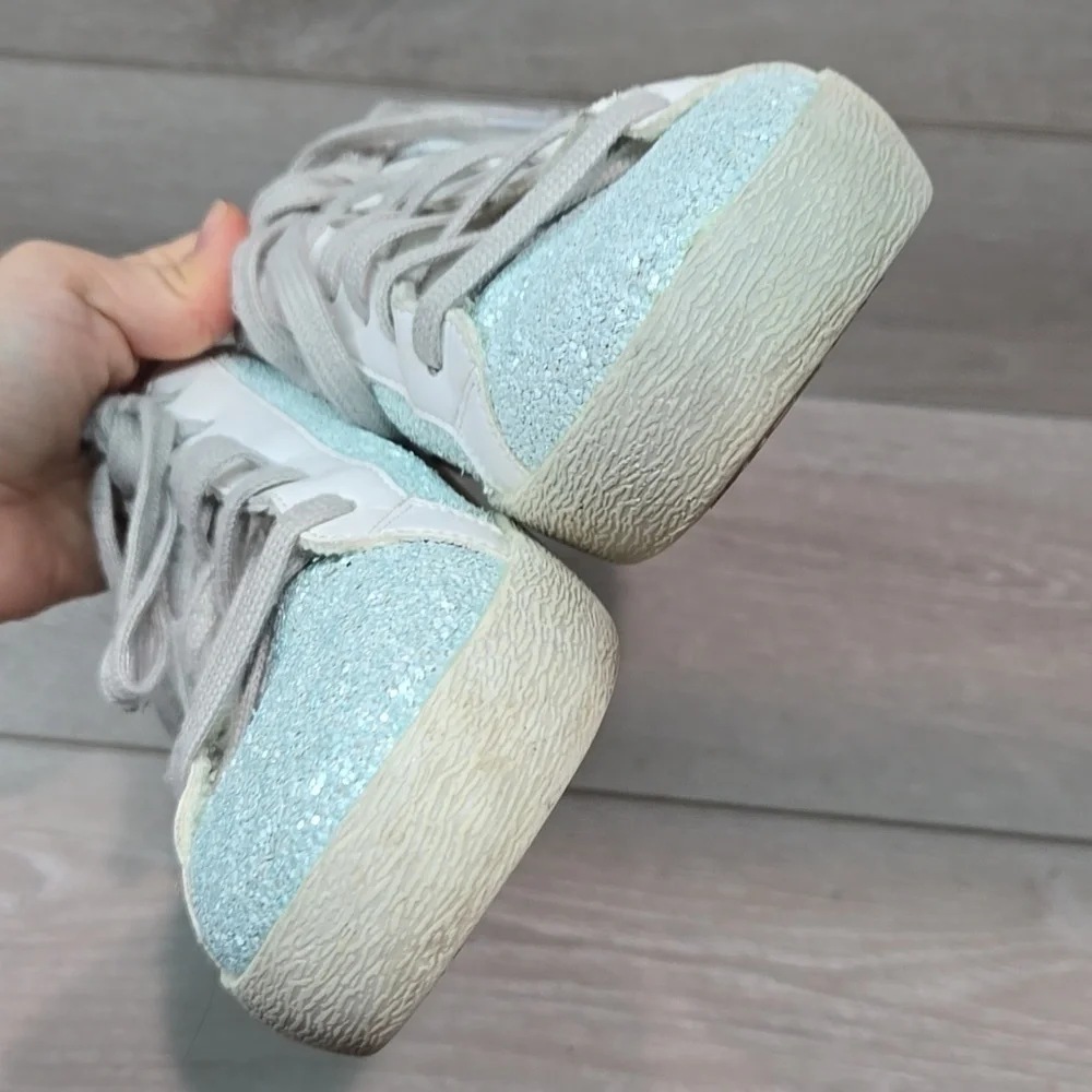 MIIM Women's Glitter Sneakers with Blue Accents Stars Sneakers Shoes Sz 9